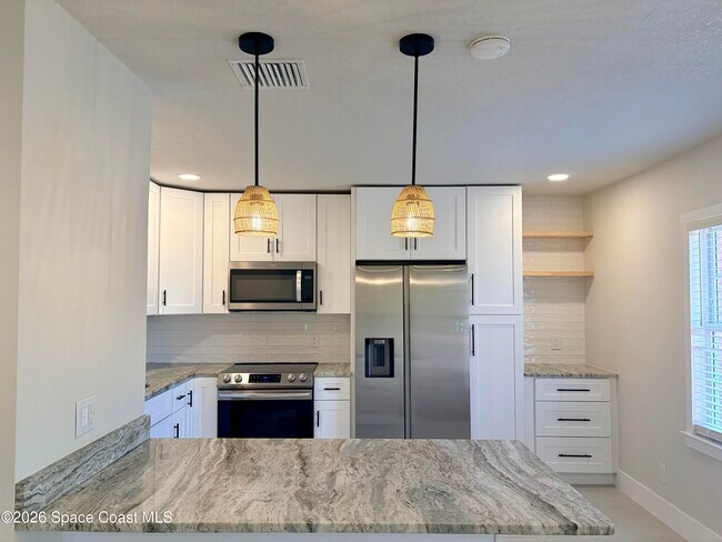 Photo - 909 S Colonial Ct Unit C