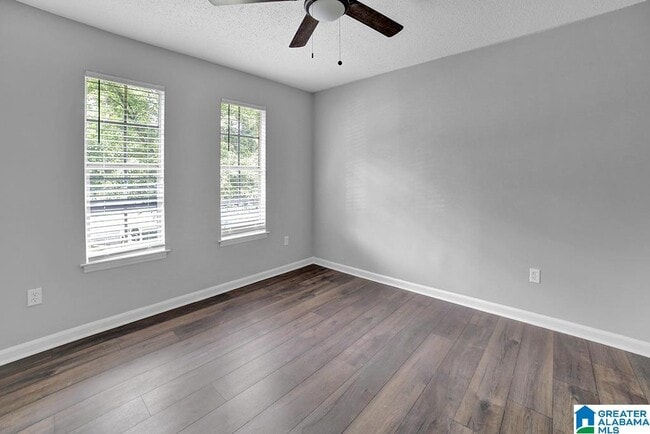 Photo - 1053 Ivy Creek Trail