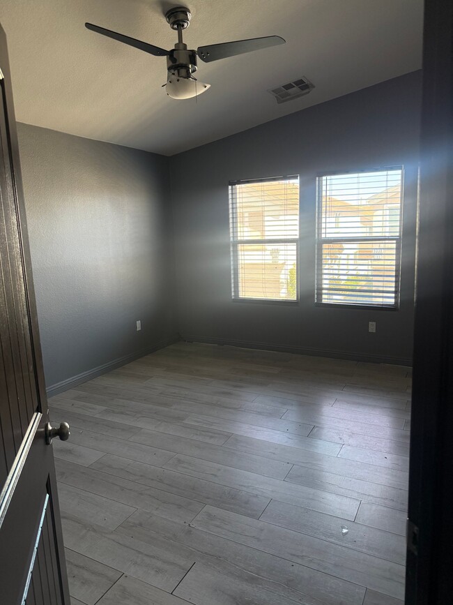 Photo - 9339 Square Dance Pl