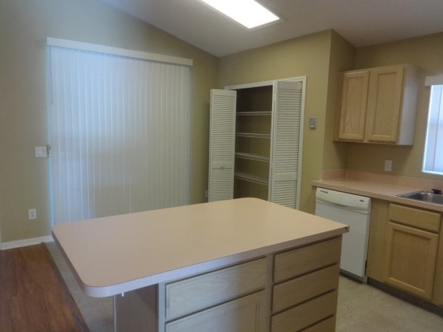 219 White Marsh Cir