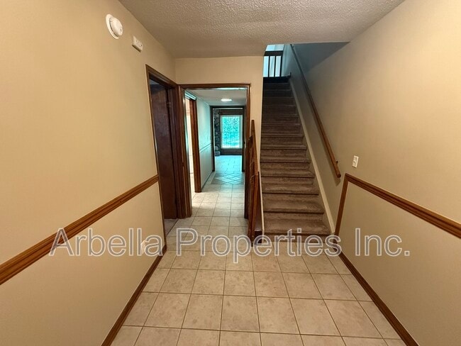 Photo - 1608 Herrin Dr