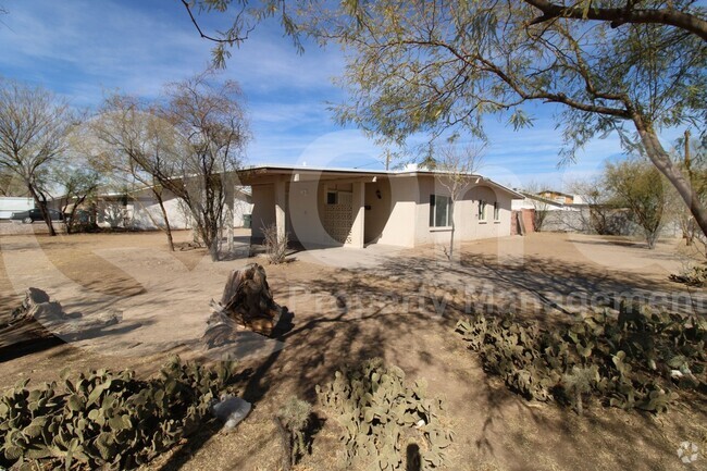 Building Photo - 1502 W Helena Dr Rental