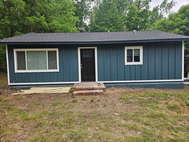 Photo - 1157 Faulkner Rd