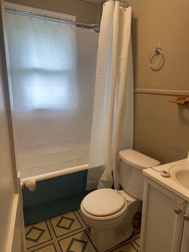 Photo - 1341 W Congress Ave Unit 1343 Congress Ave