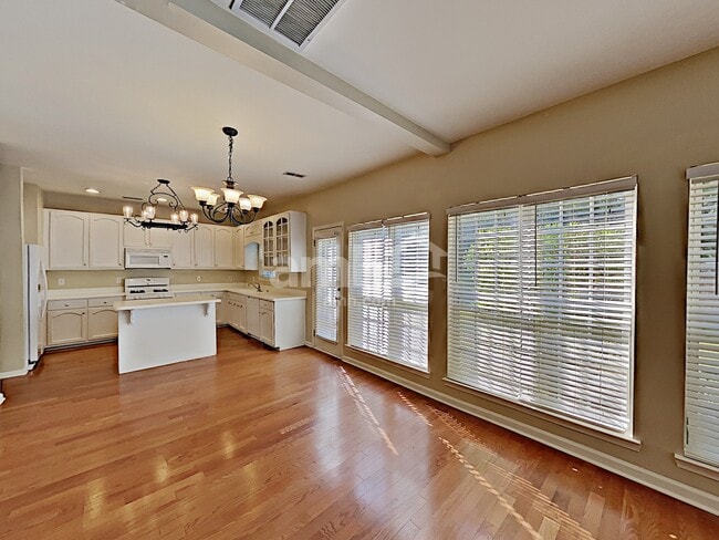 Photo - 155 Valley Bluff Dr