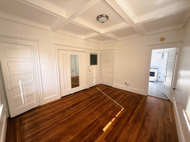 Photo - 464 41st St Unidad 5