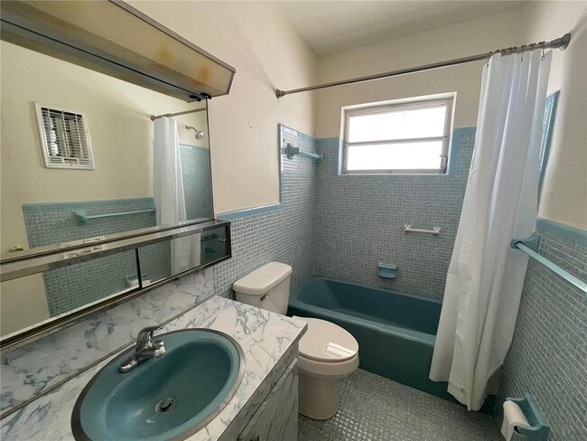 Photo - 1300 N 17th Ave Unit 207