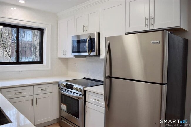 Photo - 121 Kennedy Dr Unit 121