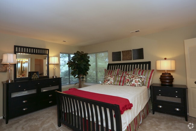 885 SF 2 Bedroom-Master Bedroom