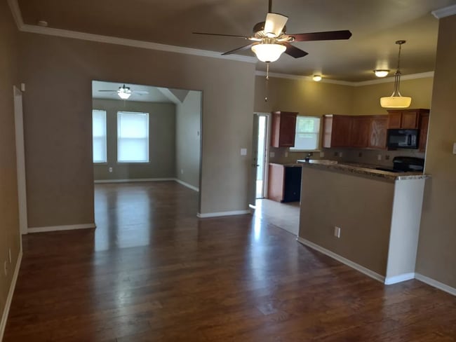 Photo - 3118 Baldwin Loop Unidad A