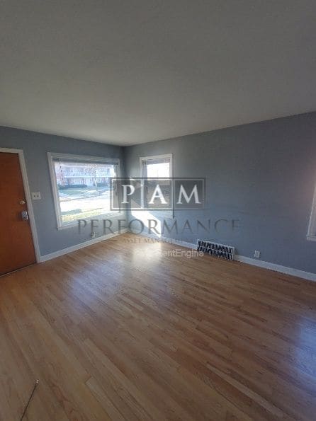 Photo - 3156 N 75th St