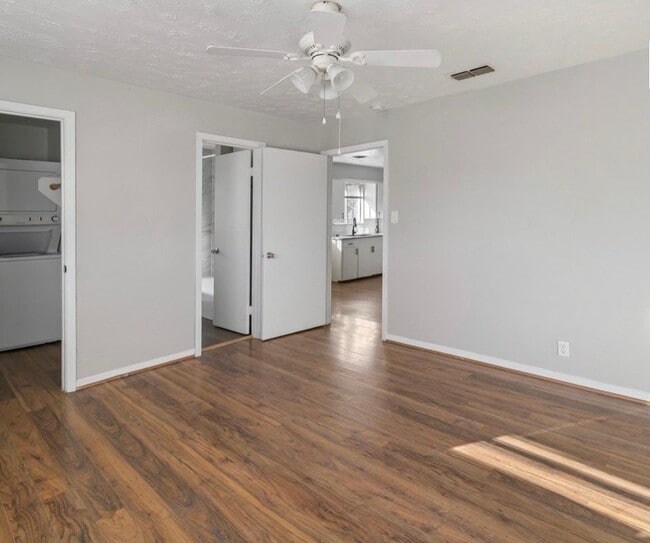 1014 E 23rd St Unit 1