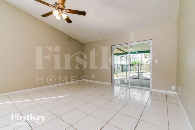 1310 Keel Pl