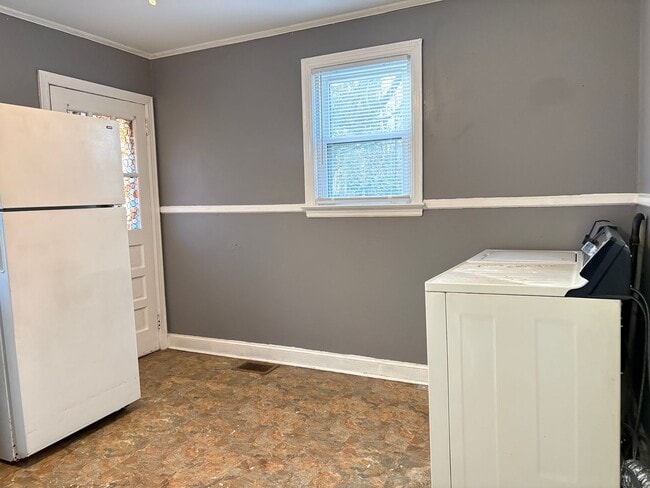 Photo - 2 Bedroom, 1 Bathroom House in Winston-Salem!