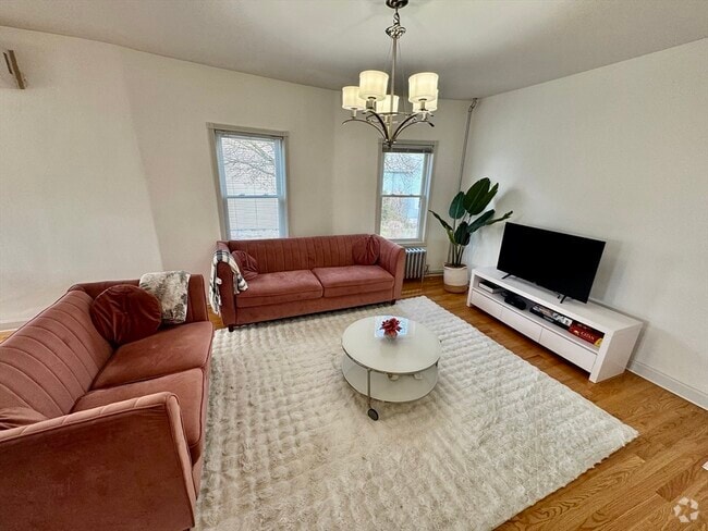 Building Photo - 75 Lebanon St Unit 2 Rental