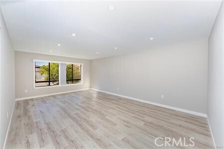 Photo - 835 E Lomita Ave Unidad 204 Rental