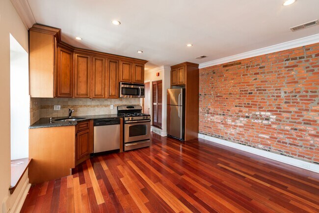 Photo - 2739 W Girard Ave Unit 3R