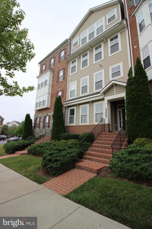 Photo - 23802 Catawba Hill Dr Townhome