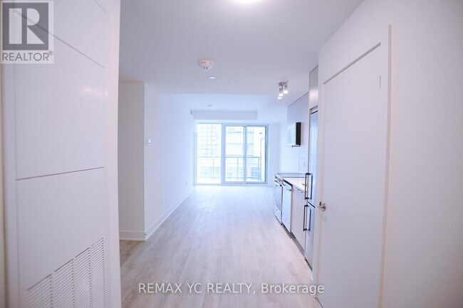 Photo - 185 Deerfield Rd Unité 501