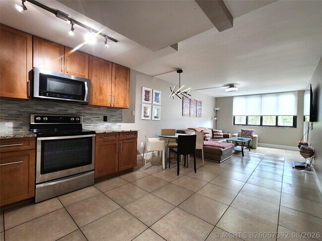 Photo - 755 Dotterel Rd Unit 1308