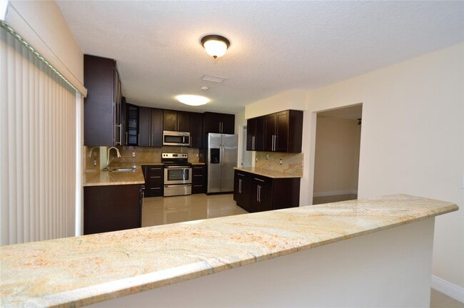 Photo - 8592 NW 7th St