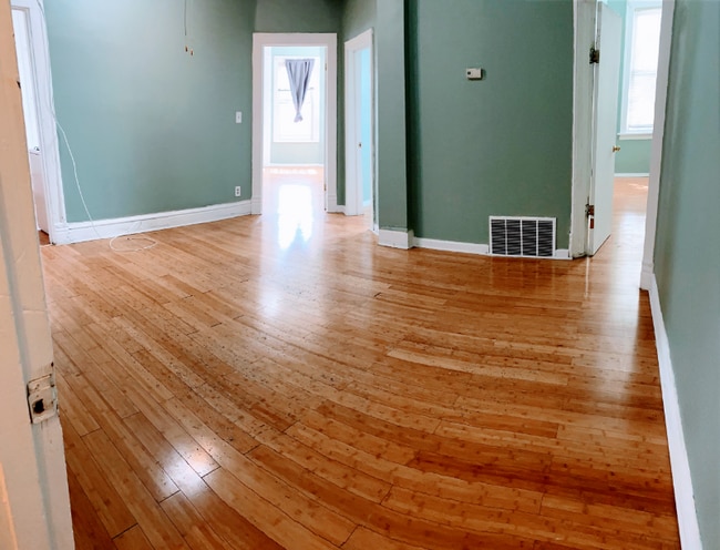 802 W 31st St Unit 2