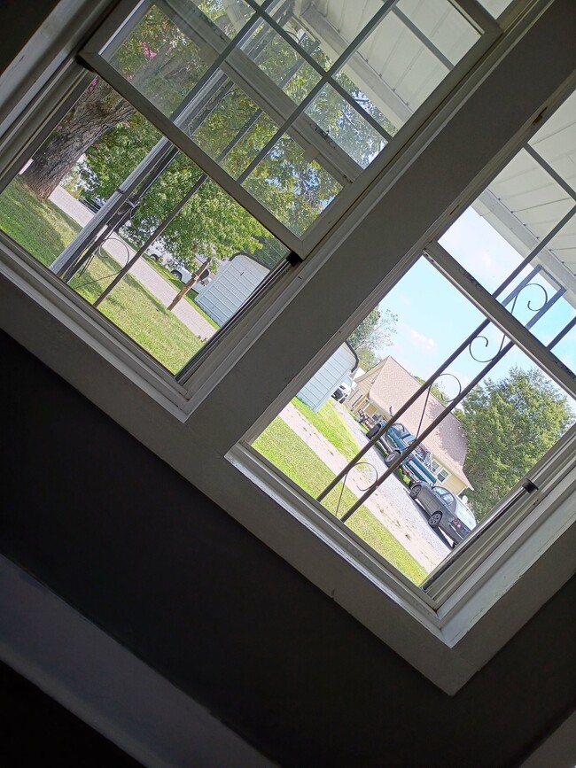 Photo - 106 Brewer St