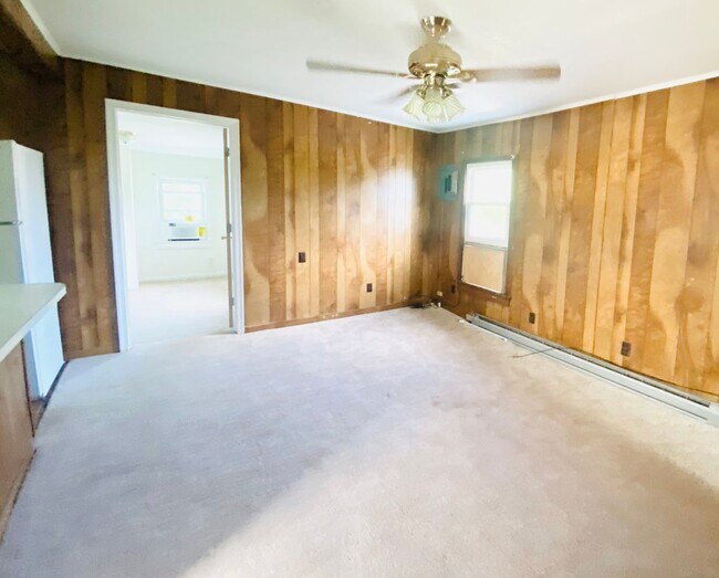 Photo - 501 E Broad St Unit B