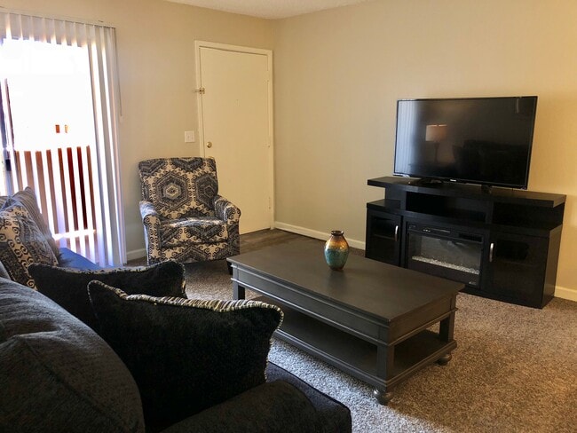 Photo - Oracle Palms Apartments