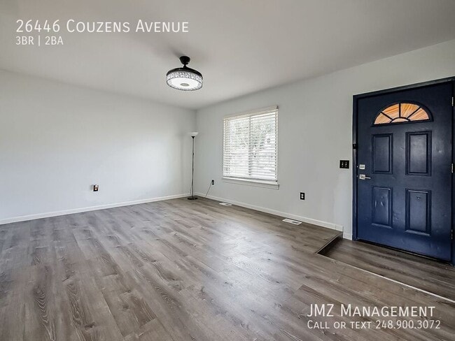 Photo - 26446 Couzens Ave