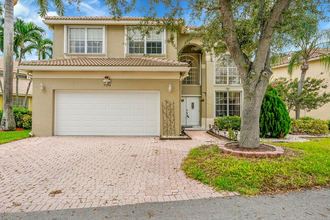 Building Photo - 3354 Greenview Terrace W Rental