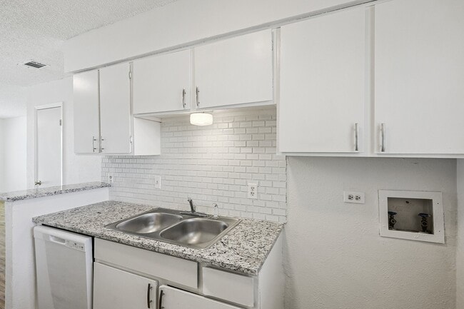 Photo - Fellowship Apartments