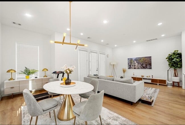 Photo - 2902 Rosalie St