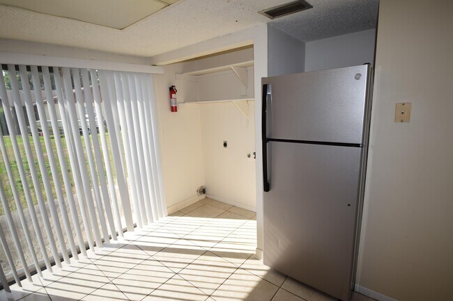 Photo - 6024 Norton Rd