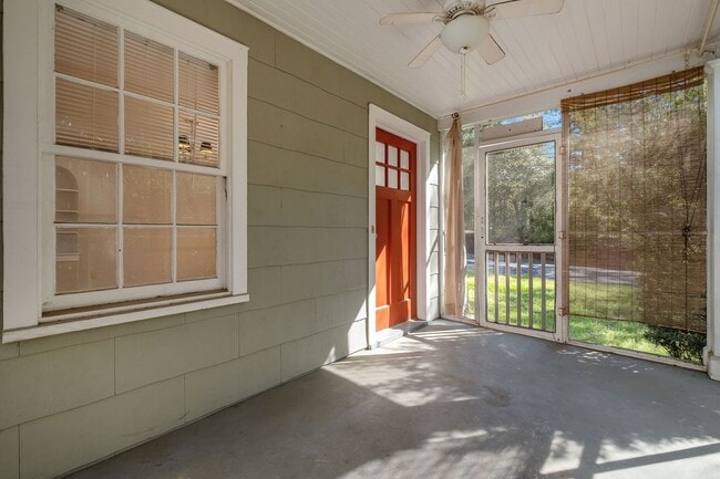 Photo - Charming Midtown Apartment