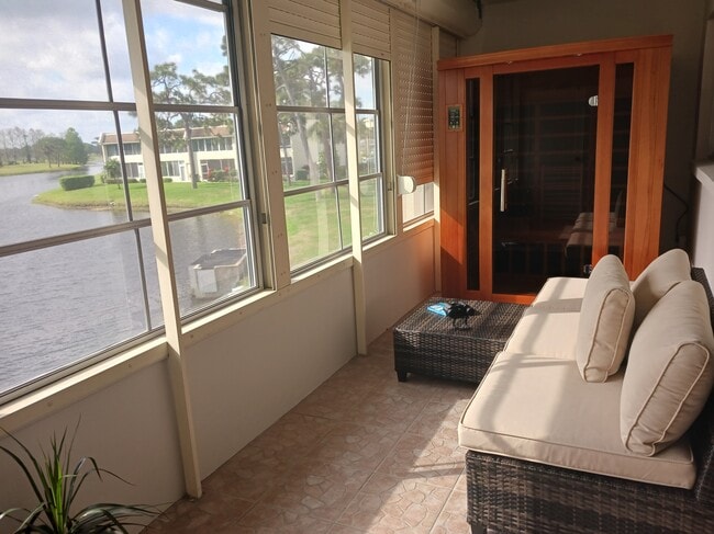 Photo - 7153 W Country Club Dr N Unidad 247