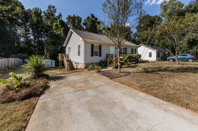 Photo - 814 King Arthur Dr