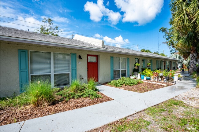 Building Photo - Casa Corsicana Rental