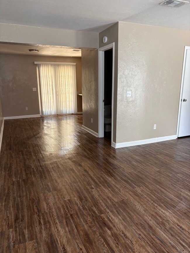 Photo - 2 story townhouse near TMH!!!