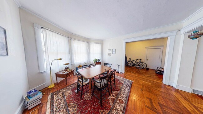 Photo - Spacious Apartments in Prime East Rock by East Rock Park! Unidad 1