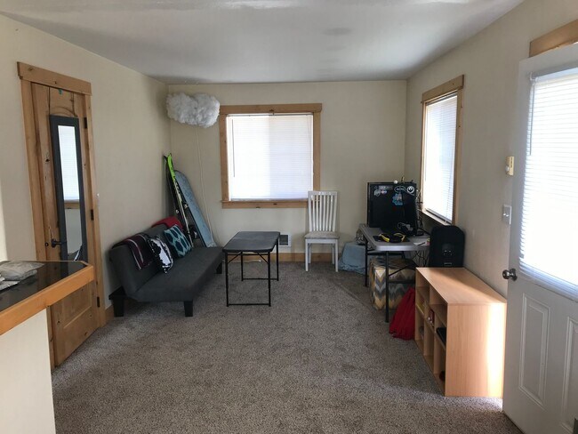 Photo - Charming 1 Bedroom 1 Bath Detached Garage Apartment in Driggs - Flexible lease terms