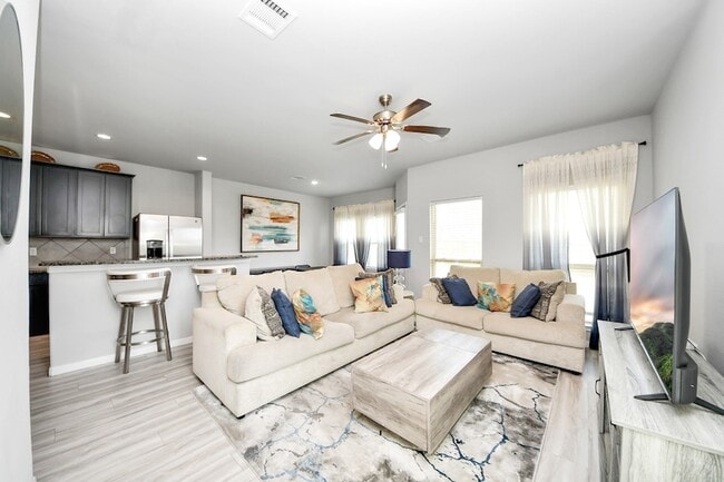 Photo - 13323 Colina Mdws Ln