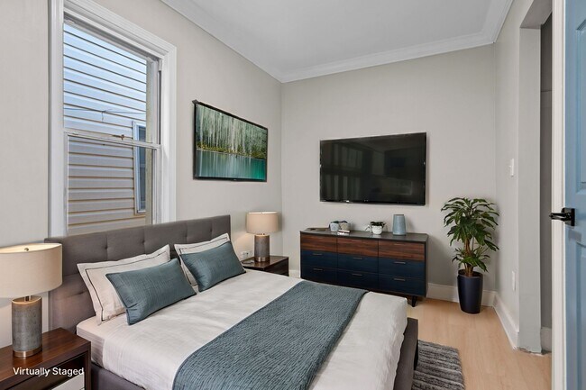149 S Park St Unit 2