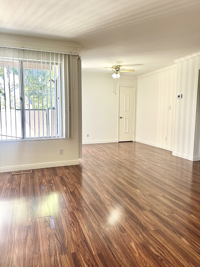 Livingroom - 5460 Concord Blvd Unit B4