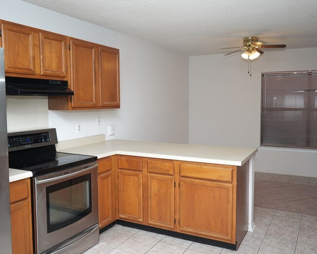 Photo - 8011 Sunshine Trail Dr