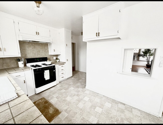 Photo - 4014 Perlita Ave