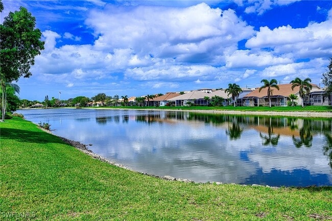 Photo - 7106 Lone Oak Blvd House