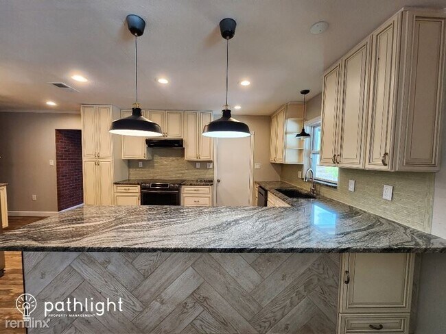 Photo - 4 br, 3 bath House - 123 Whitaker Road UNIT