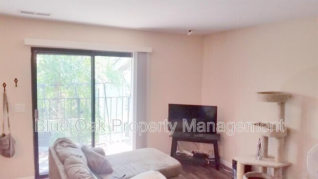 Photo - 522 Nord Ave