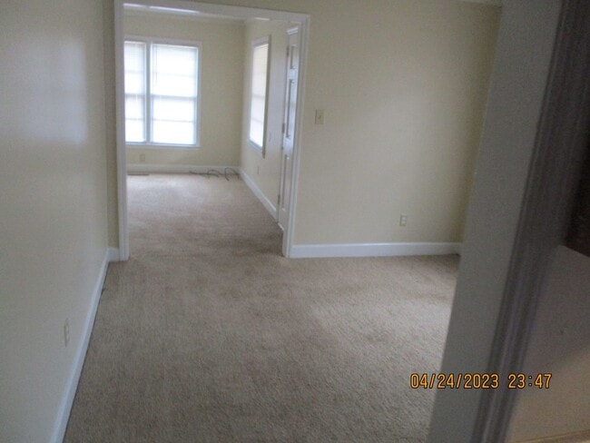 Photo - Eleventh Ave., 810